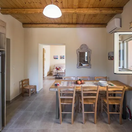 Matilda House Kíssamos